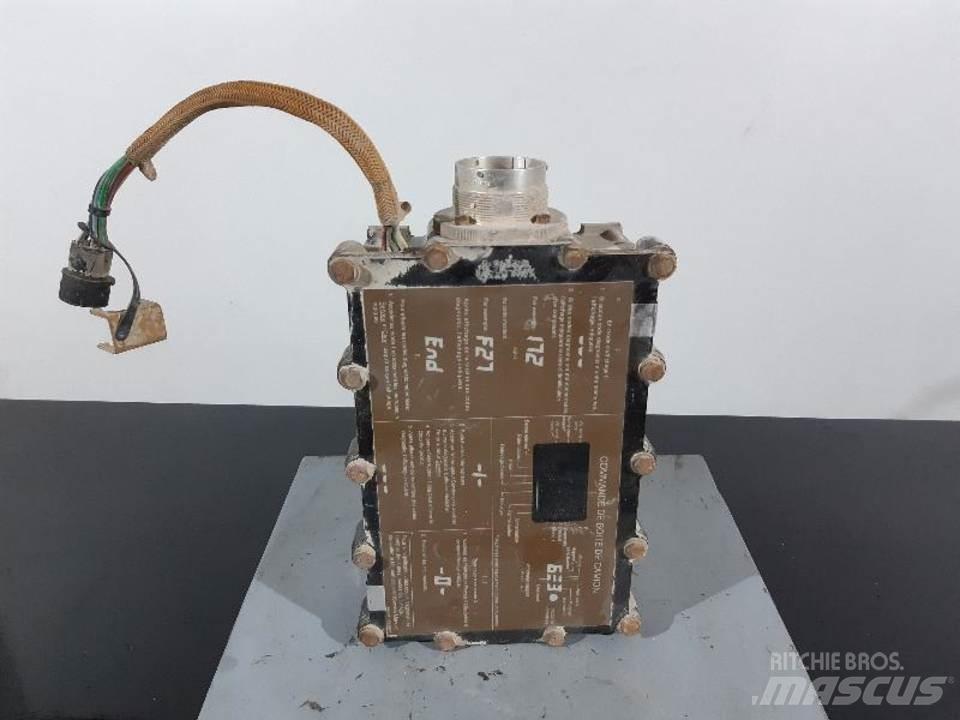 CAT 769 Καμπίνες και εσωτερικό