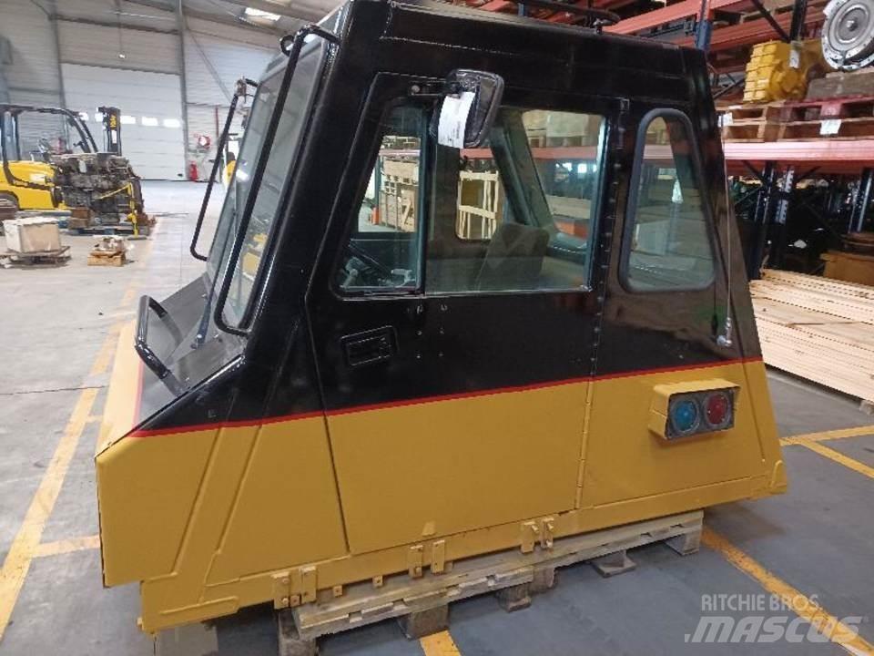 CAT 771D Καμπίνες και εσωτερικό