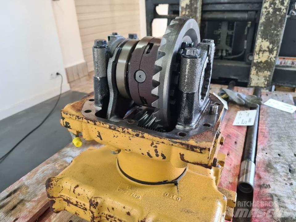 CAT 906H Μετάδοση κίνησης