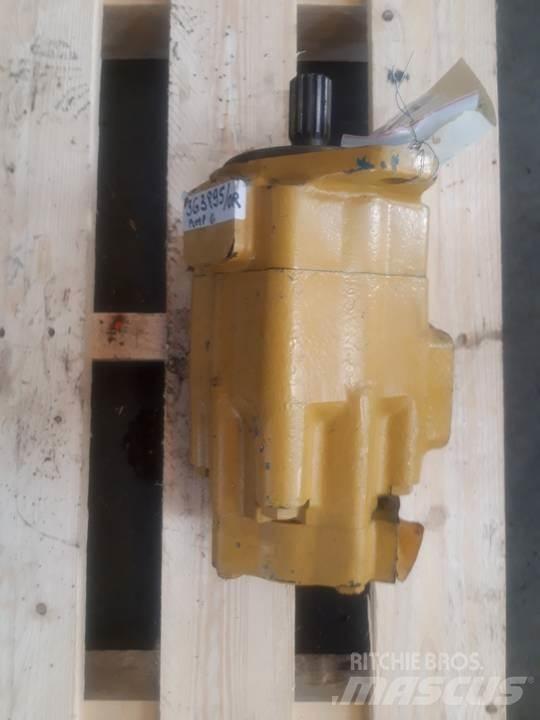 CAT 936E Υδραυλικά