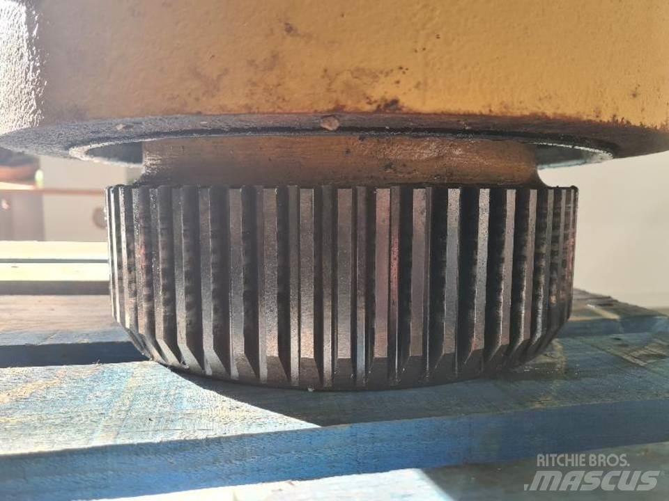 CAT 980F Μετάδοση κίνησης