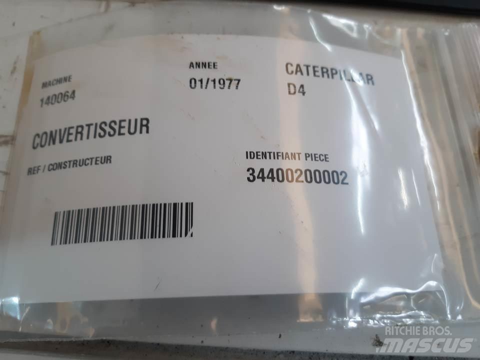 CAT D4 Μετάδοση κίνησης