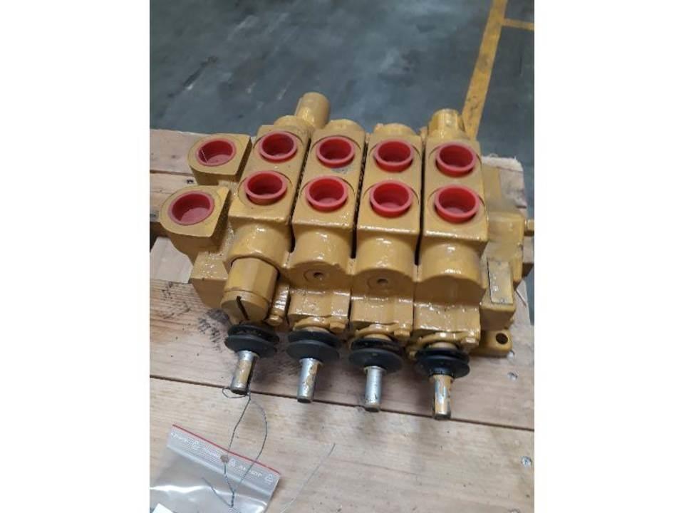 CAT D4H Υδραυλικά