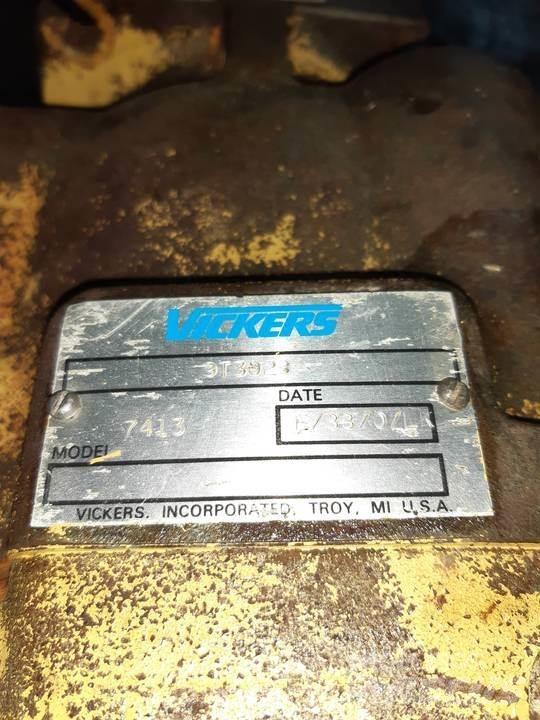 CAT D5H Υδραυλικά