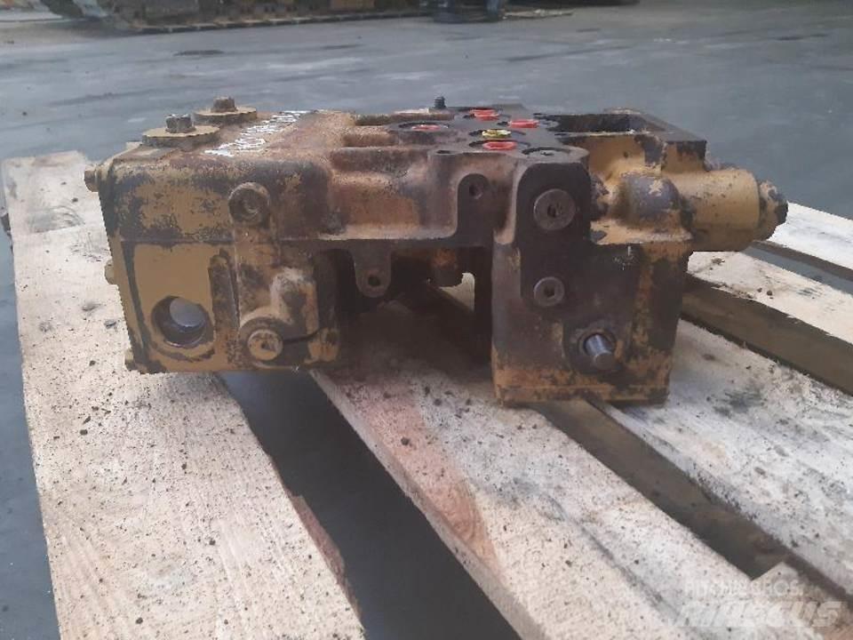 CAT D5H Υδραυλικά
