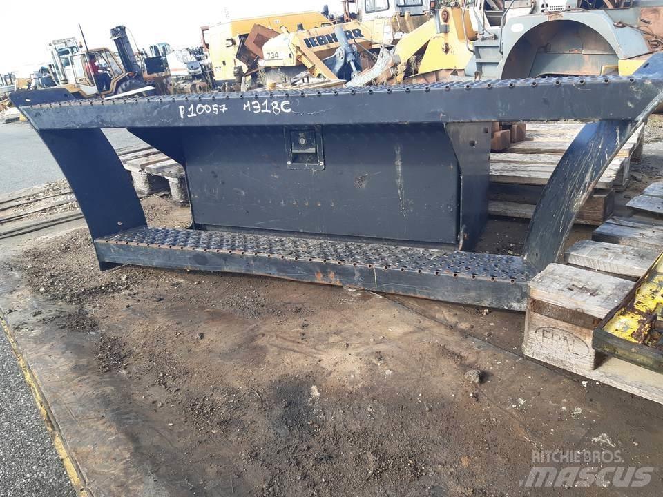 CAT M318C Καμπίνες και εσωτερικό