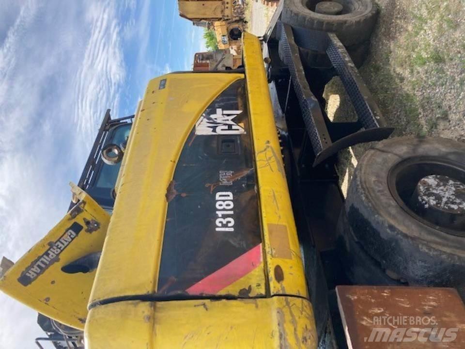 CAT M318D Καμπίνες και εσωτερικό