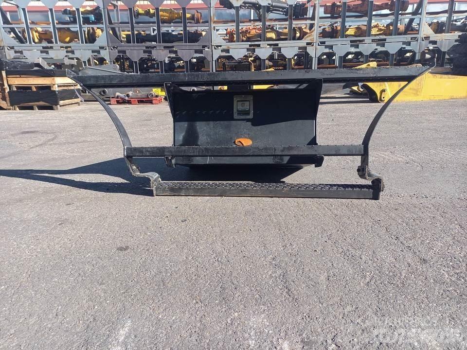 CAT M320F Καμπίνες και εσωτερικό