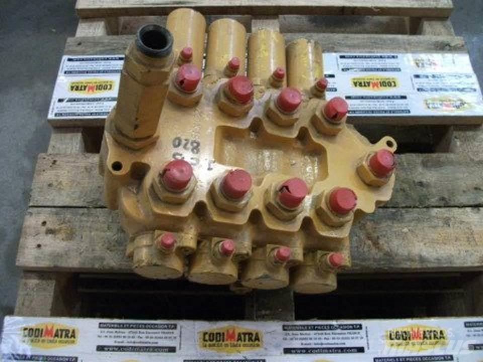 JCB 820 Υδραυλικά