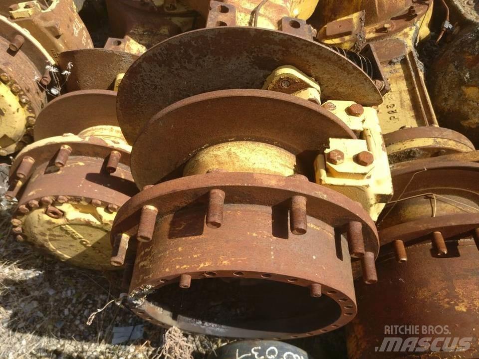Volvo A25 Μετάδοση κίνησης