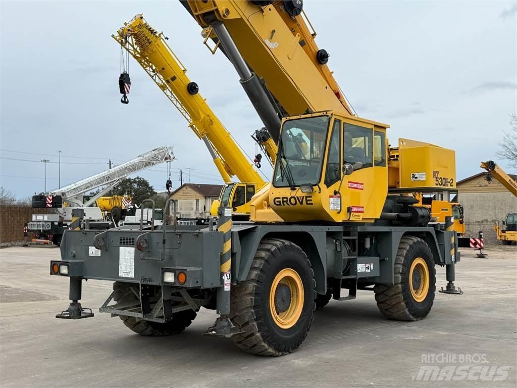 Grove RT530E-2 Γερανοί ανώμαλου εδάφους