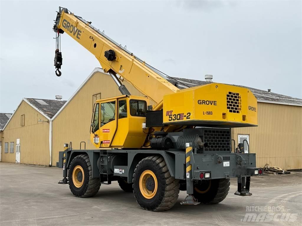 Grove RT530E-2 Γερανοί ανώμαλου εδάφους