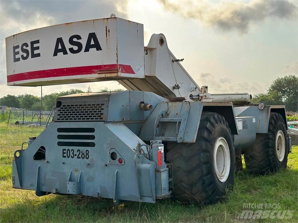 Terex RT 775 Γερανοί ανώμαλου εδάφους