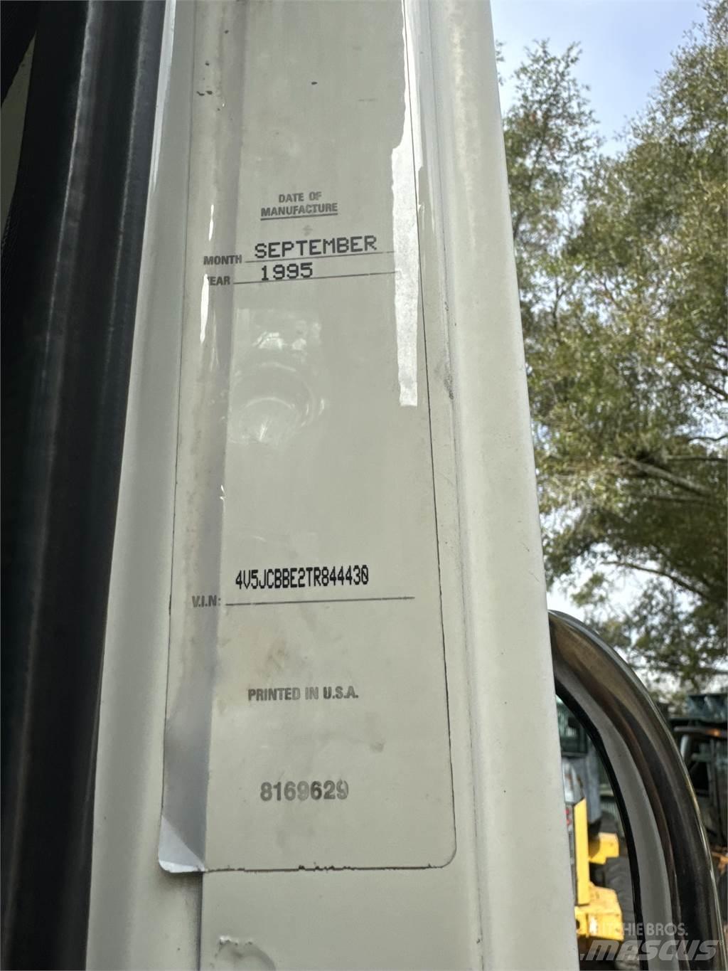 National 1295 Φορτηγά με Γερανό