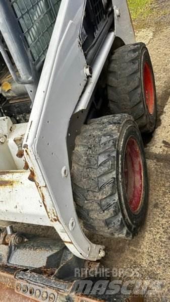 Bobcat S130 Φορτωτάκια