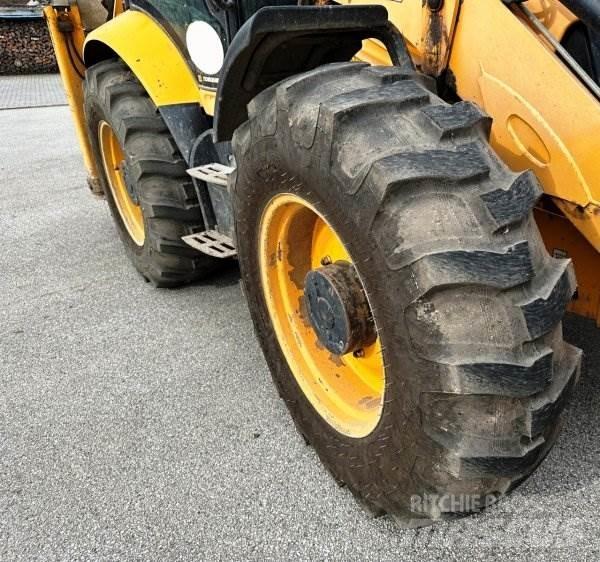 JCB 4 CX Εκσκαφείς Φορτωτές τύπου JCB