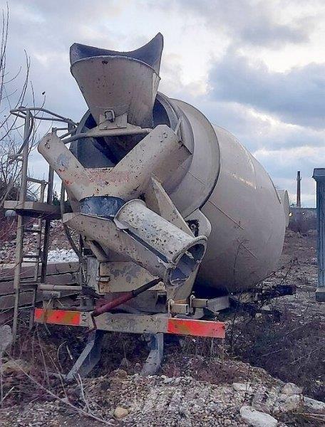  _JINÉ (SK) Kurta Φορτηγά-Μπετονιέρες