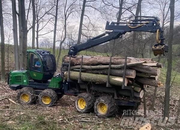 John Deere 1010 E Θεριζοαλωνιστικές μηχανές