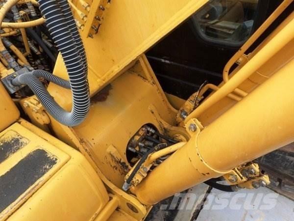 Komatsu PC 130-6K Εκσκαφείς με ερπύστριες