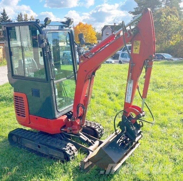 Komatsu PC 16 R-3HS Εκσκαφάκι (διαβολάκι) < 7t