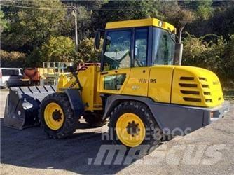 Komatsu WA 95 Φορτωτές με λάστιχα (Τροχοφόροι)