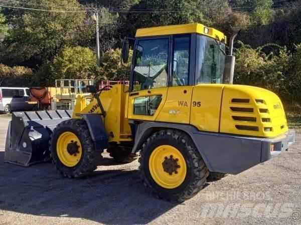 Komatsu WA 95 Φορτωτές με λάστιχα (Τροχοφόροι)