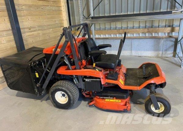 Kubota GZD15-II Χορτοκοπτικά με καθιστό χειριστή