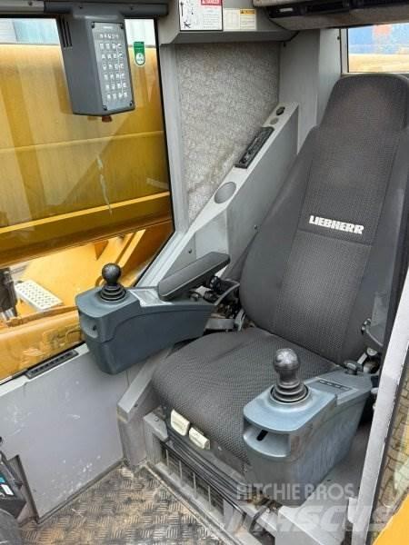 Liebherr 1030-2.1 Φορτηγά με Γερανό