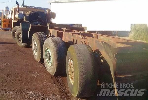 Tatra 815 Φορτηγά Kαρότσα με ανοιγόμενα πλαϊνά