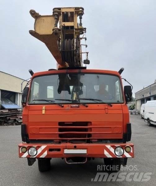 Tatra 815 AD20 T Φορτηγά με Γερανό