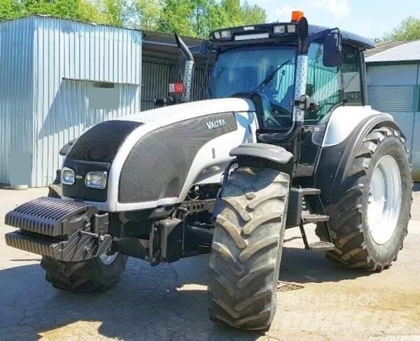 Valtra T190 Τρακτέρ