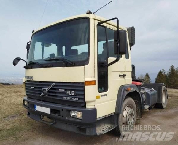 Volvo FL6 Τράκτορες