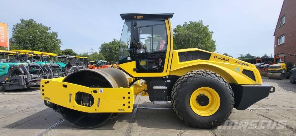 Bomag BW 213 D-5 Οδοστρωτήρες μονού κυλίνδρου