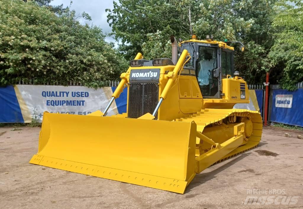 Komatsu D65PX-18 Μπουλντόζες με ερπύστριες