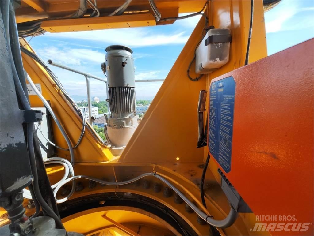 Liebherr 200EC-H Πυργογερανοί