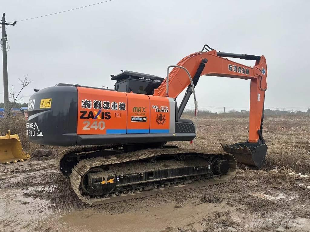 Hitachi ZX 240 Εκσκαφείς με ερπύστριες