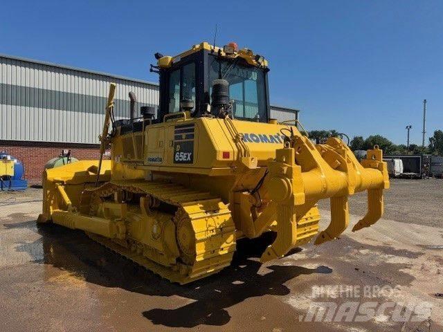 Komatsu D65EX-18 Μπουλντόζες με ερπύστριες