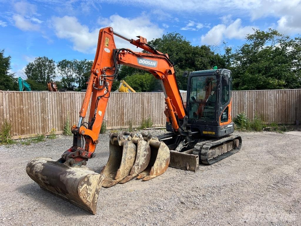 Doosan DX 63-3 Εκσκαφάκι (διαβολάκι) < 7t