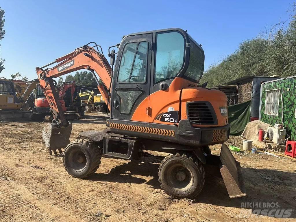 Doosan DX60W Εκσκαφάκι (διαβολάκι) < 7t
