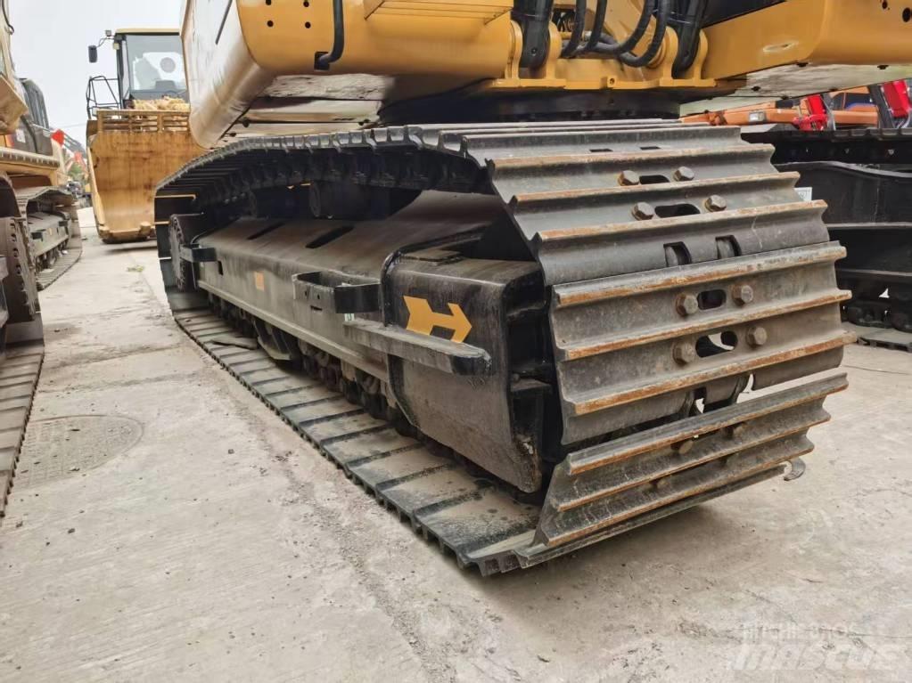 CAT 320 D L Εκσκαφείς με ερπύστριες