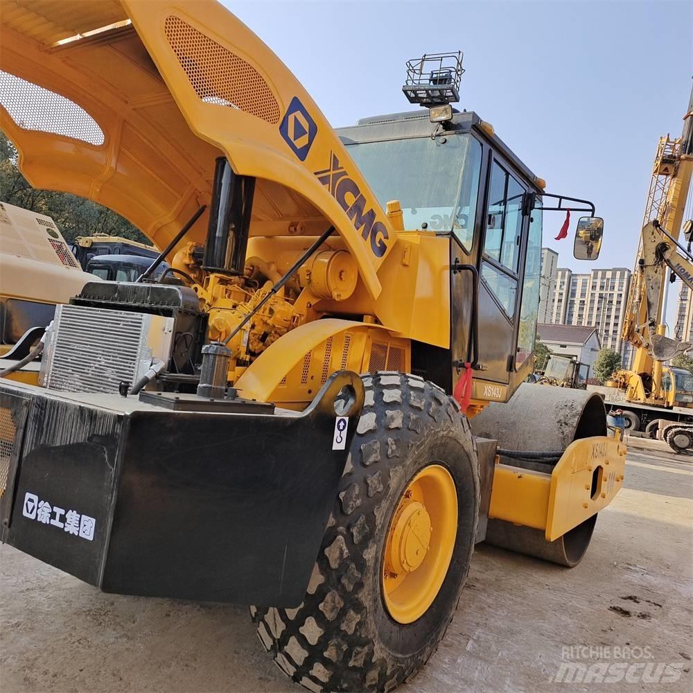 XCMG XS 143 Οδοστρωτήρες μονού κυλίνδρου