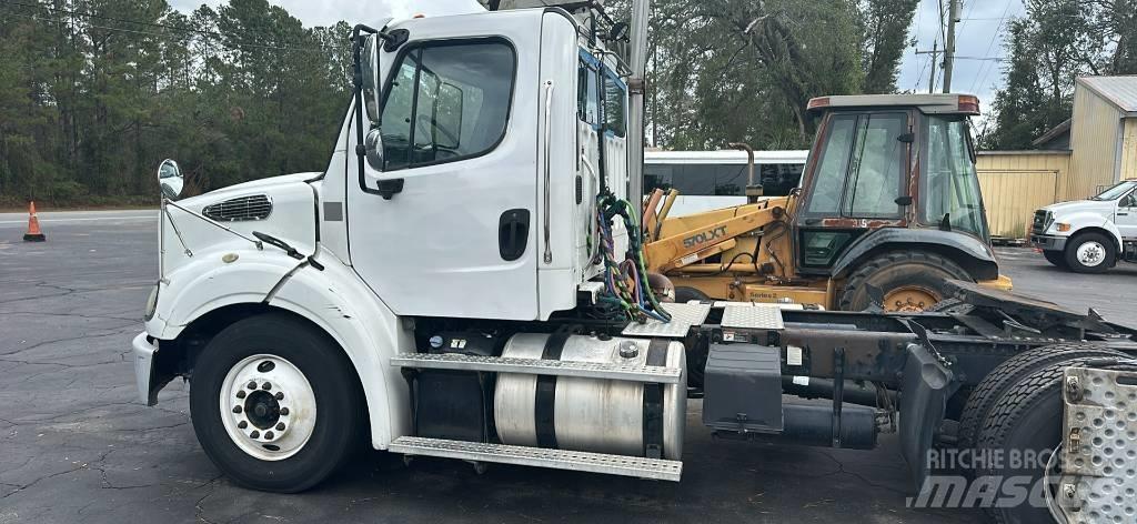 Freightliner M2 112 Τράκτορες