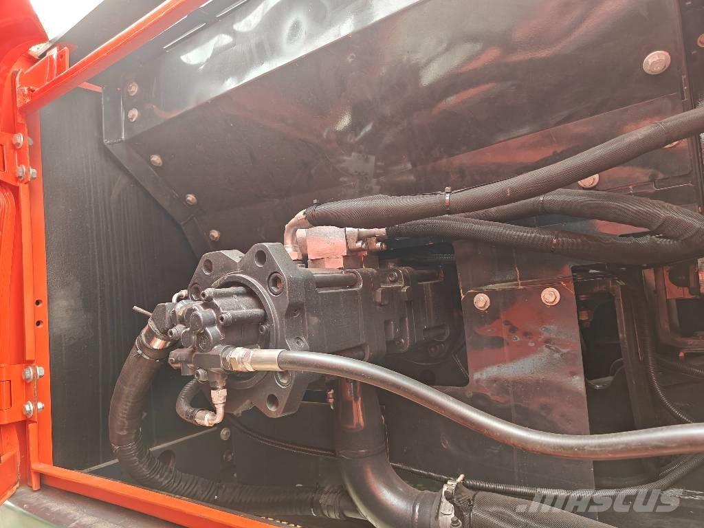 Doosan DX 225 LC-9C Εκσκαφείς με ερπύστριες