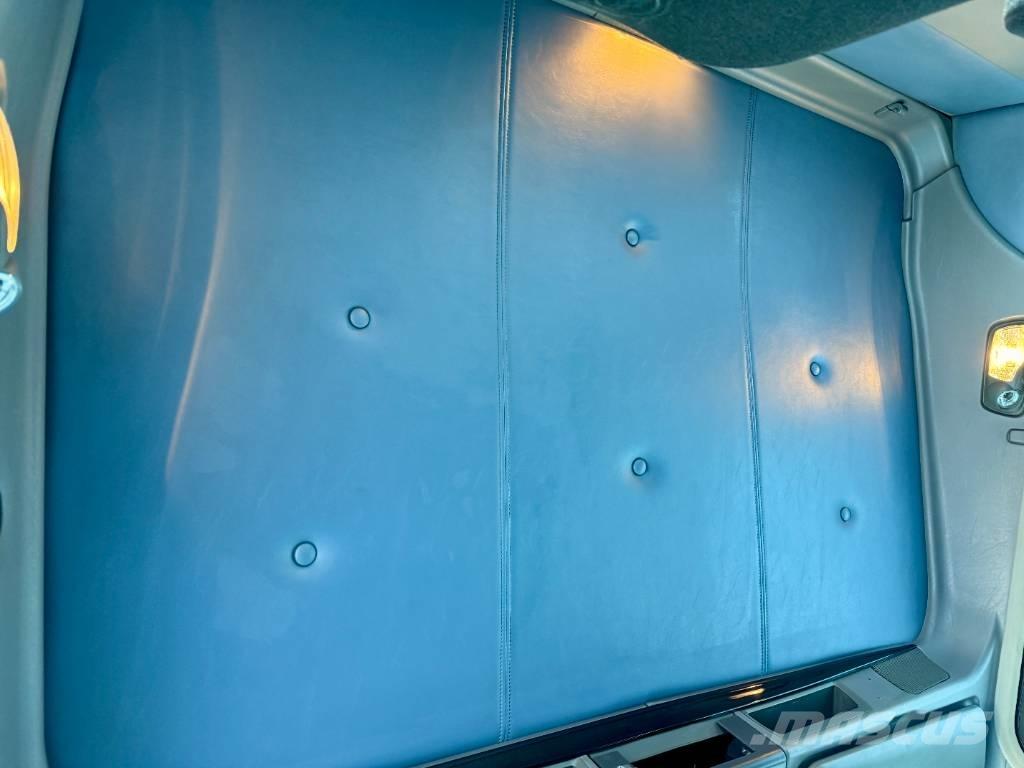 Kenworth W 900 Τράκτορες