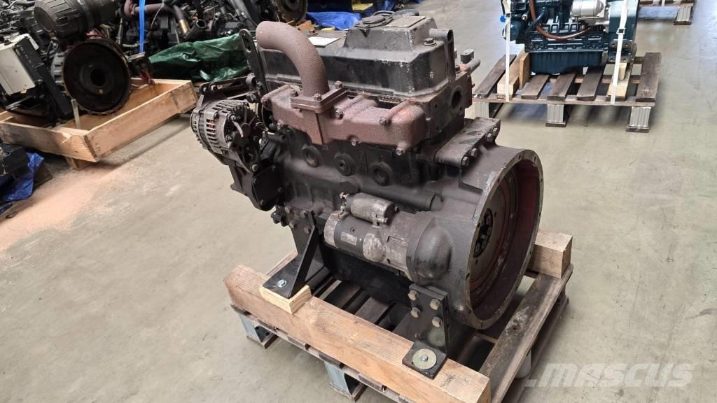 Yanmar 4TNV98 Κινητήρες