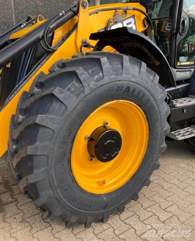 JCB 4 CX Εκσκαφείς Φορτωτές τύπου JCB