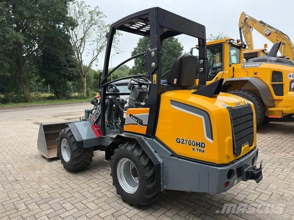 GiANT G2700 Φορτωτές με λάστιχα (Τροχοφόροι)