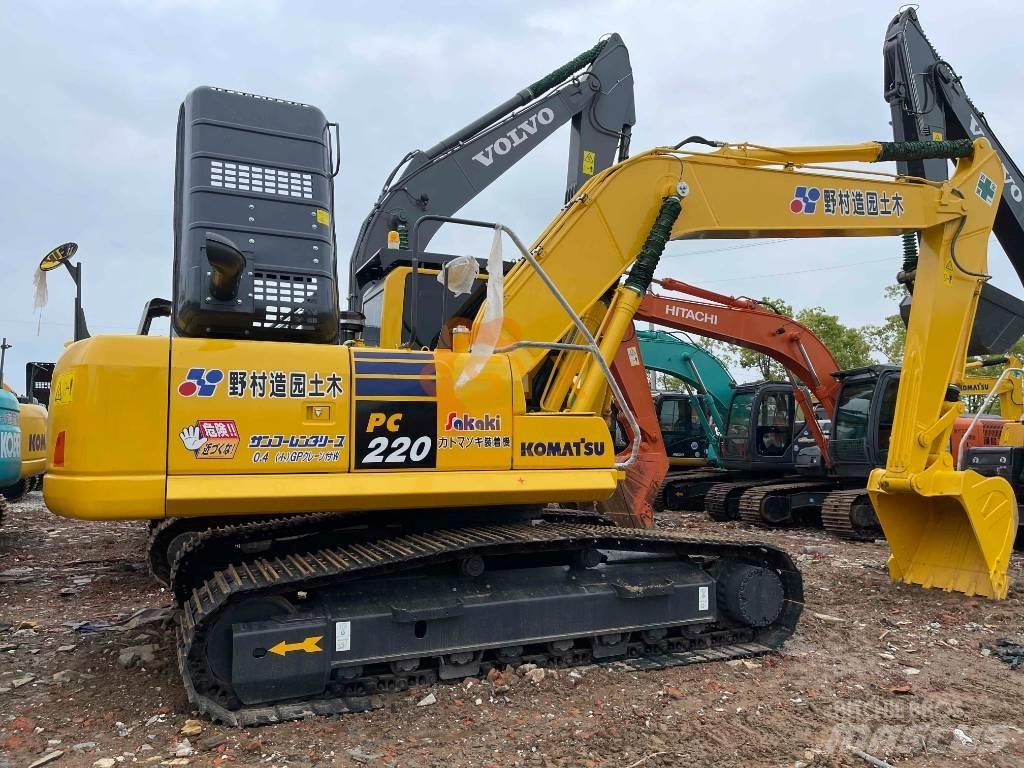 Komatsu PC 220 Εκσκαφείς με ερπύστριες