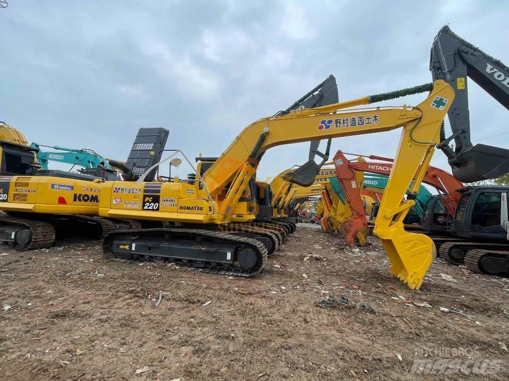Komatsu PC 220 Εκσκαφείς με ερπύστριες