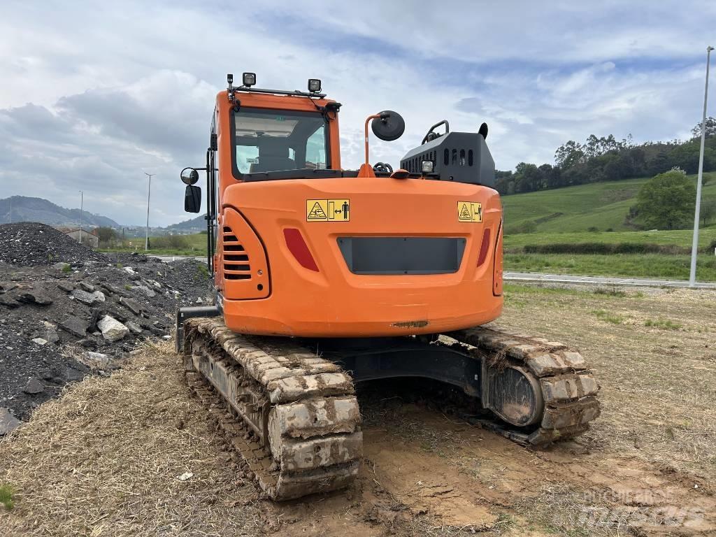 Doosan DX 140 Εκσκαφείς με ερπύστριες